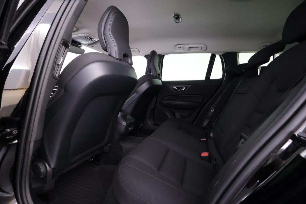 VOLVO V60 2022