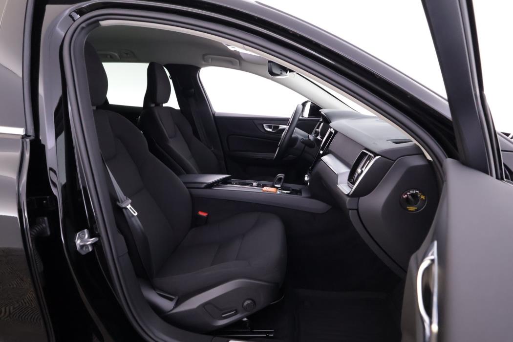 VOLVO V60 2022