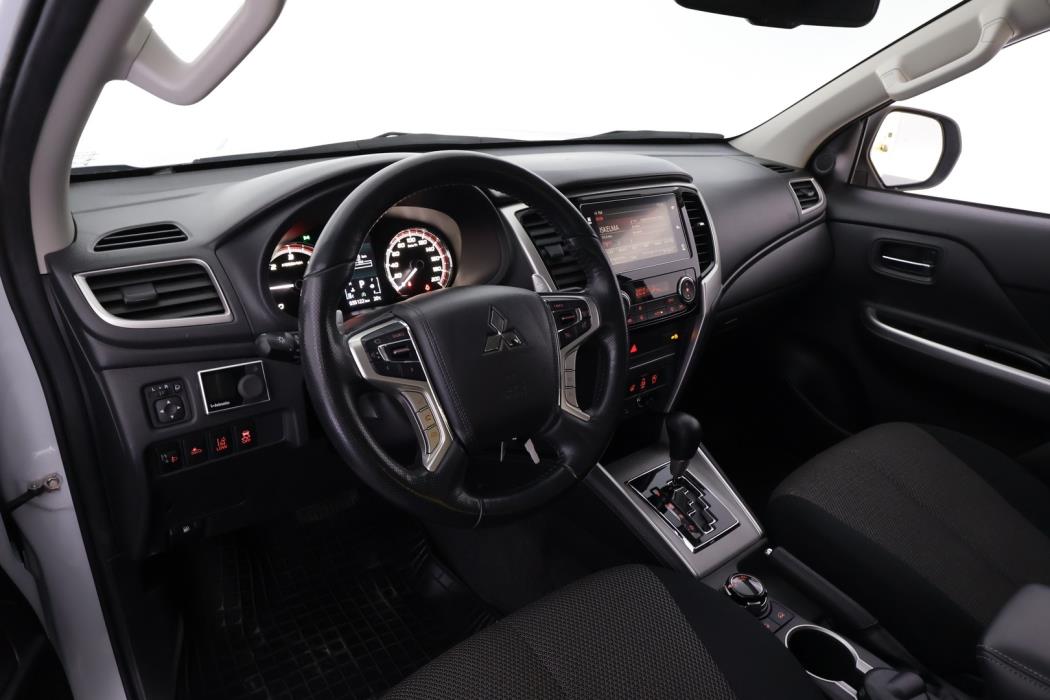 MITSUBISHI L200 2021