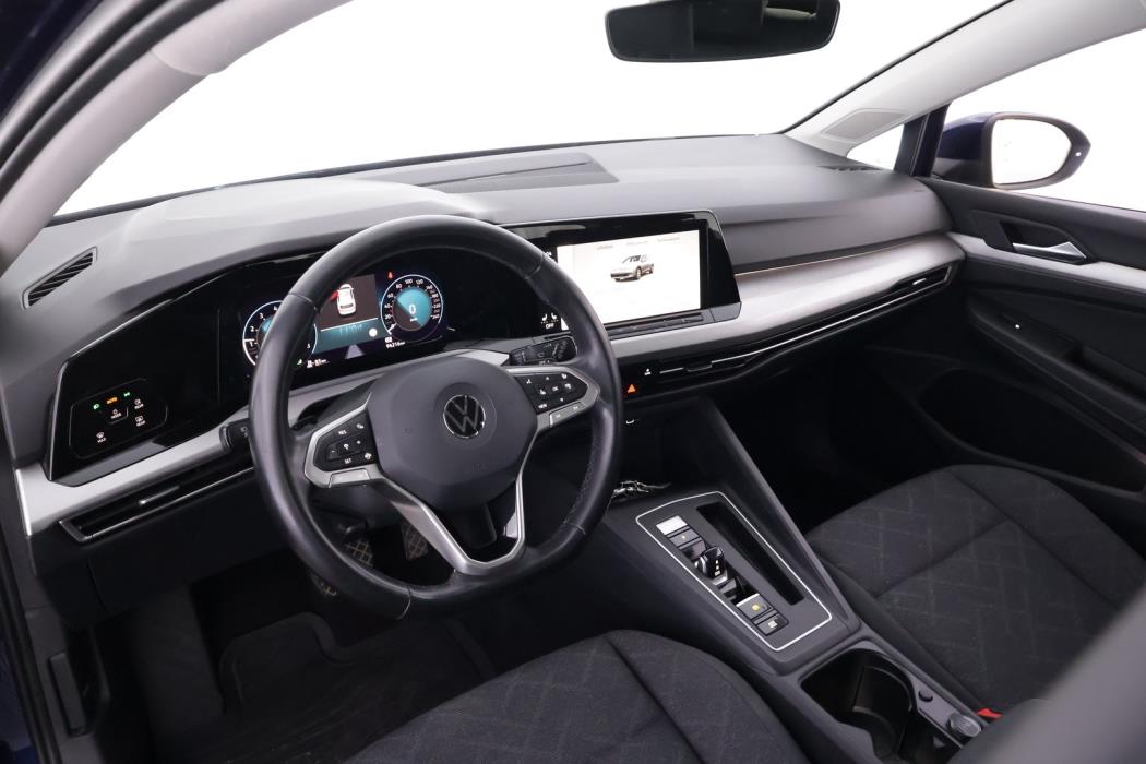 VOLKSWAGEN Golf 2021