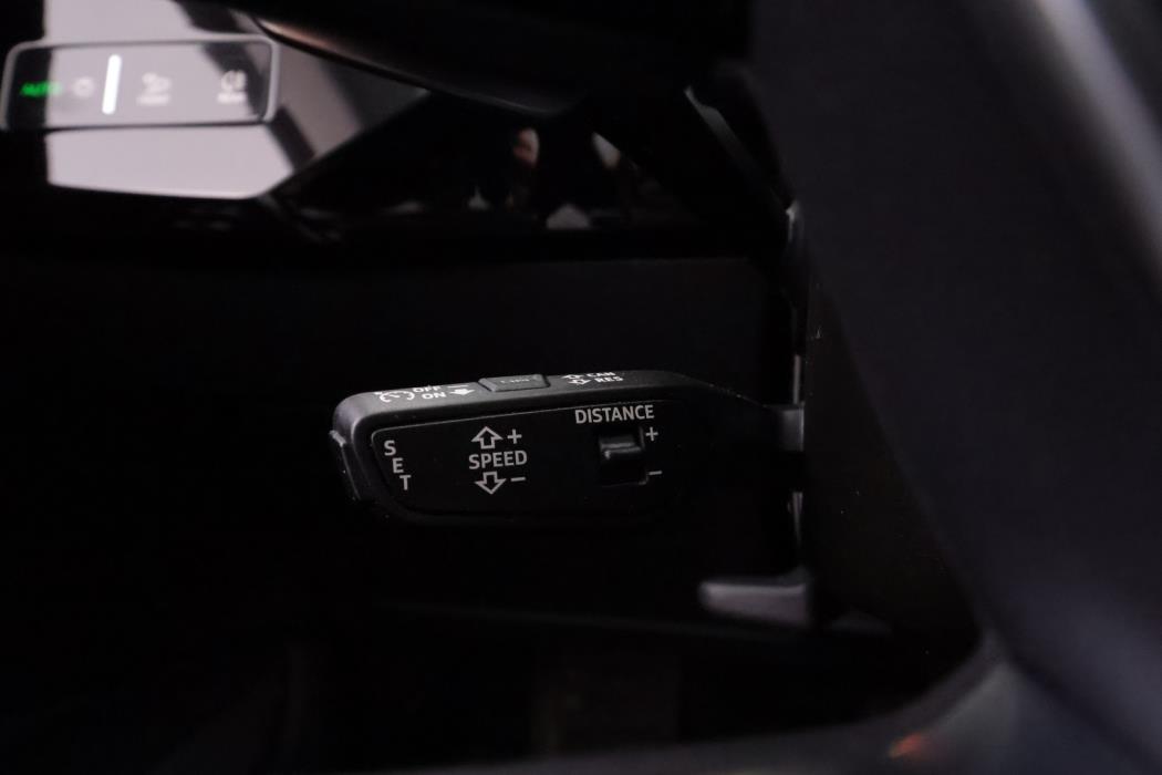 AUDI e-tron 2022