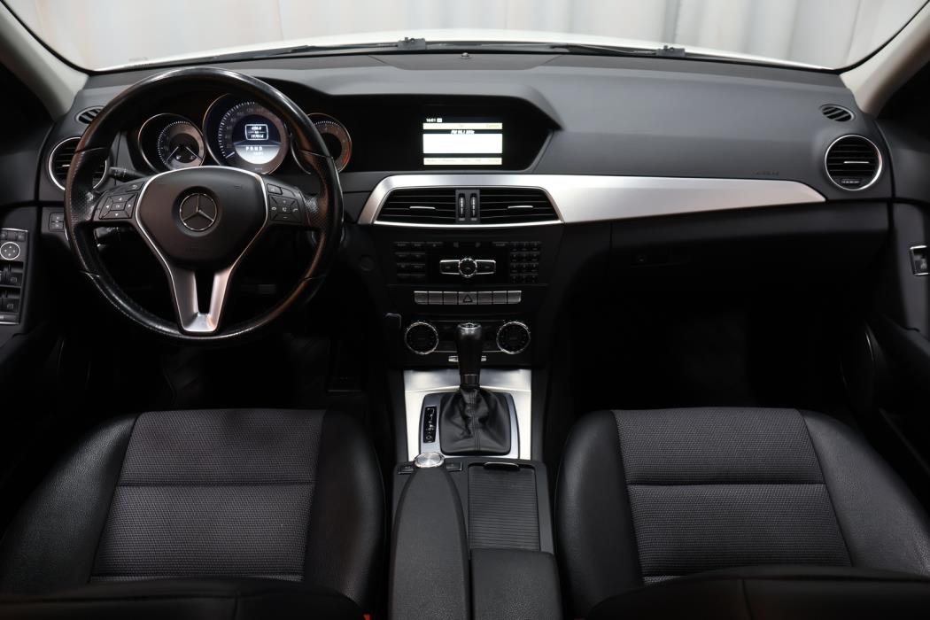 MERCEDES-BENZ C 2012