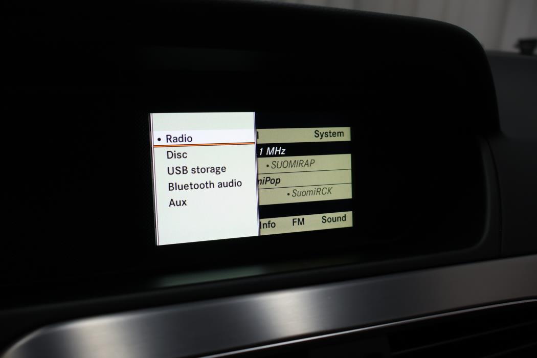 MERCEDES-BENZ C 2012