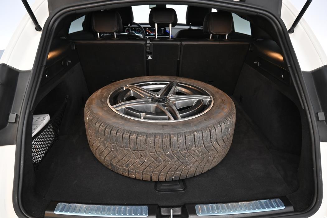 MERCEDES-BENZ EQC 2023