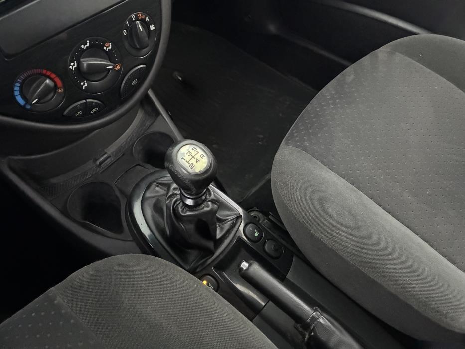 FORD Focus 2002