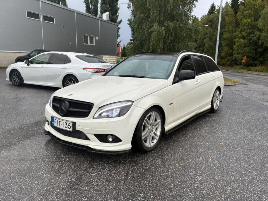 MERCEDES-BENZ C 2008