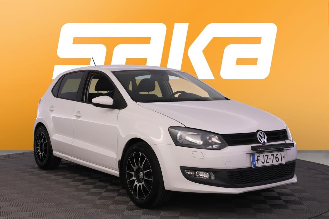VOLKSWAGEN Polo 2011