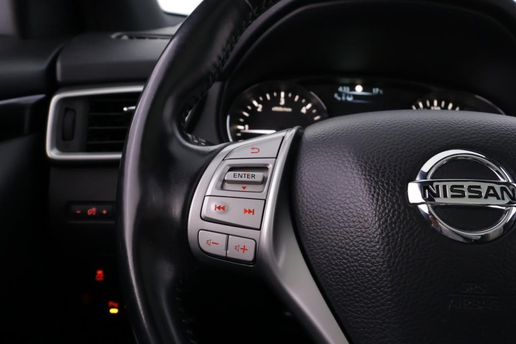 NISSAN Qashqai 2014