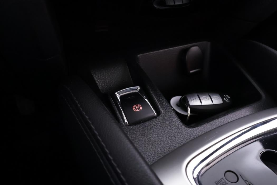 NISSAN Qashqai 2014