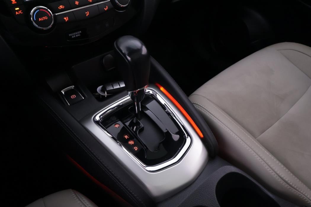 NISSAN Qashqai 2014
