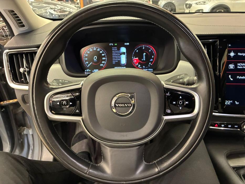 VOLVO V90 2020