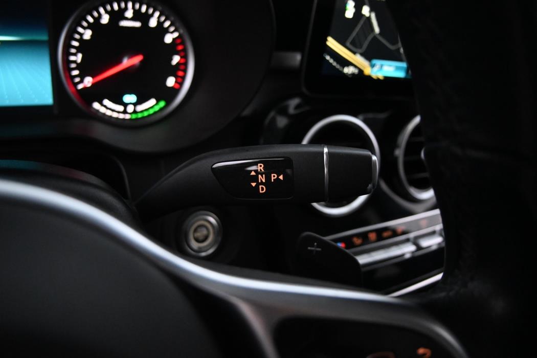 MERCEDES-BENZ GLC 2020