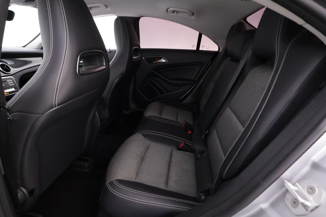 MERCEDES-BENZ CLA 2017