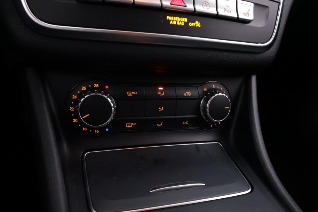 MERCEDES-BENZ CLA 2017