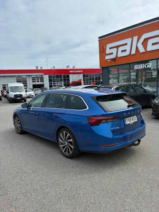 SKODA Octavia 2021