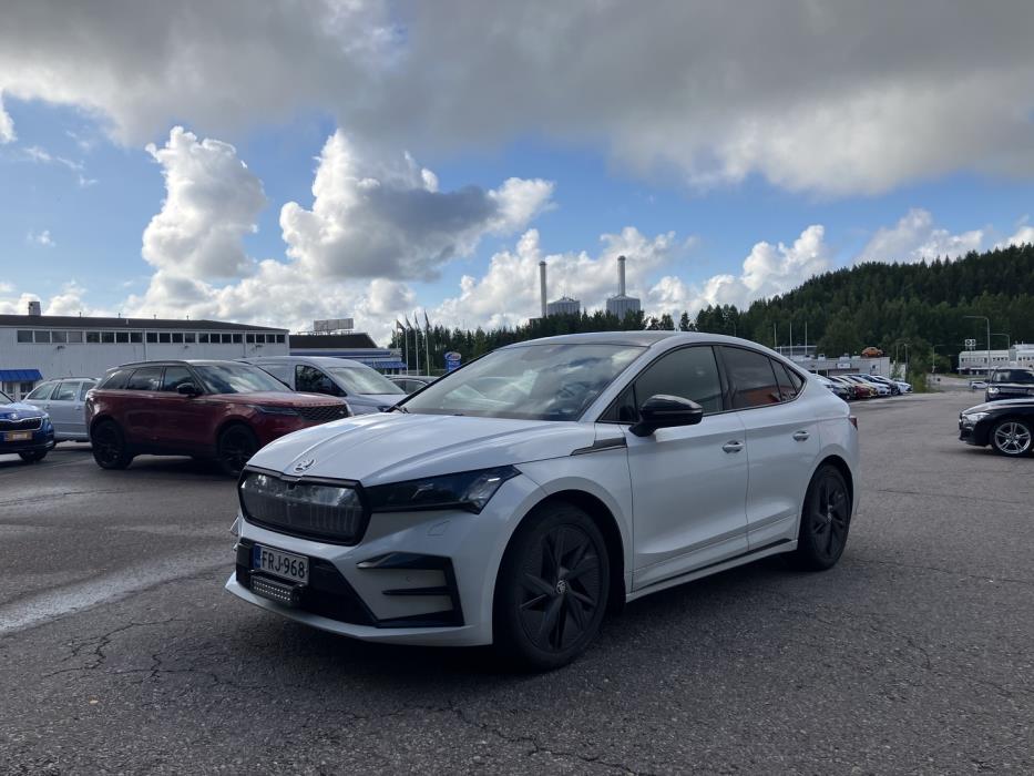 SKODA Enyaq 2023