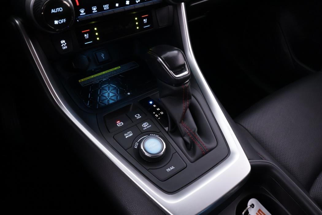 TOYOTA RAV4 PLUG-IN 2021