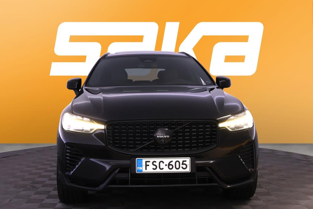 VOLVO XC60 2024