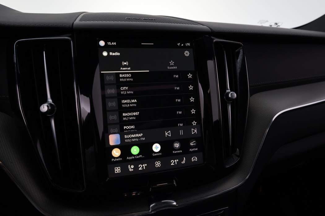 VOLVO XC60 2024