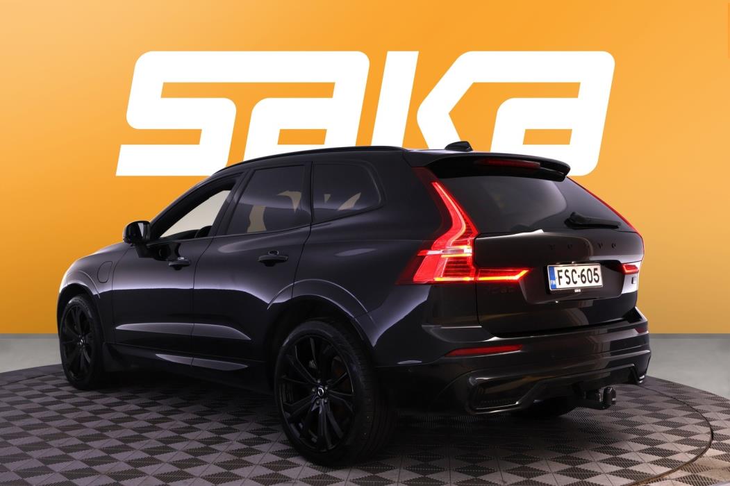 VOLVO XC60 2024