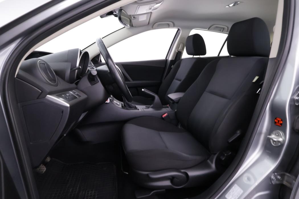 MAZDA 3 2009