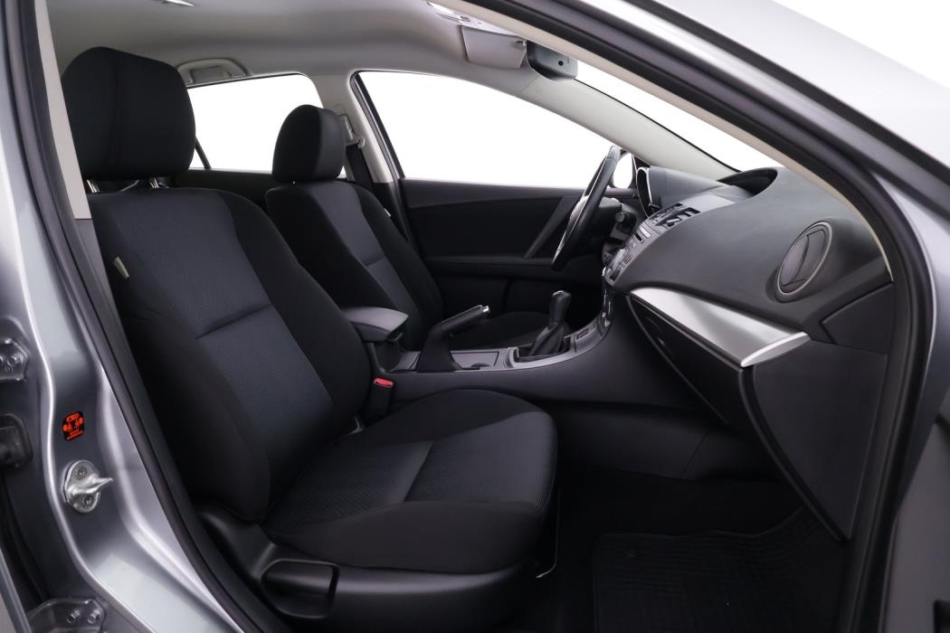 MAZDA 3 2009