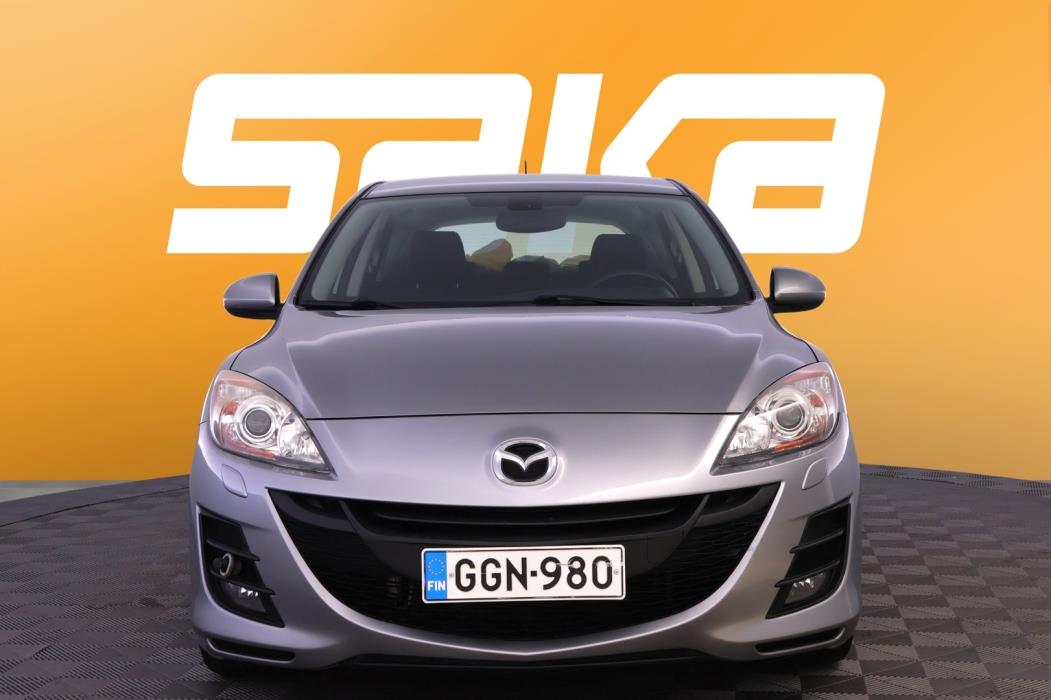 MAZDA 3 2009