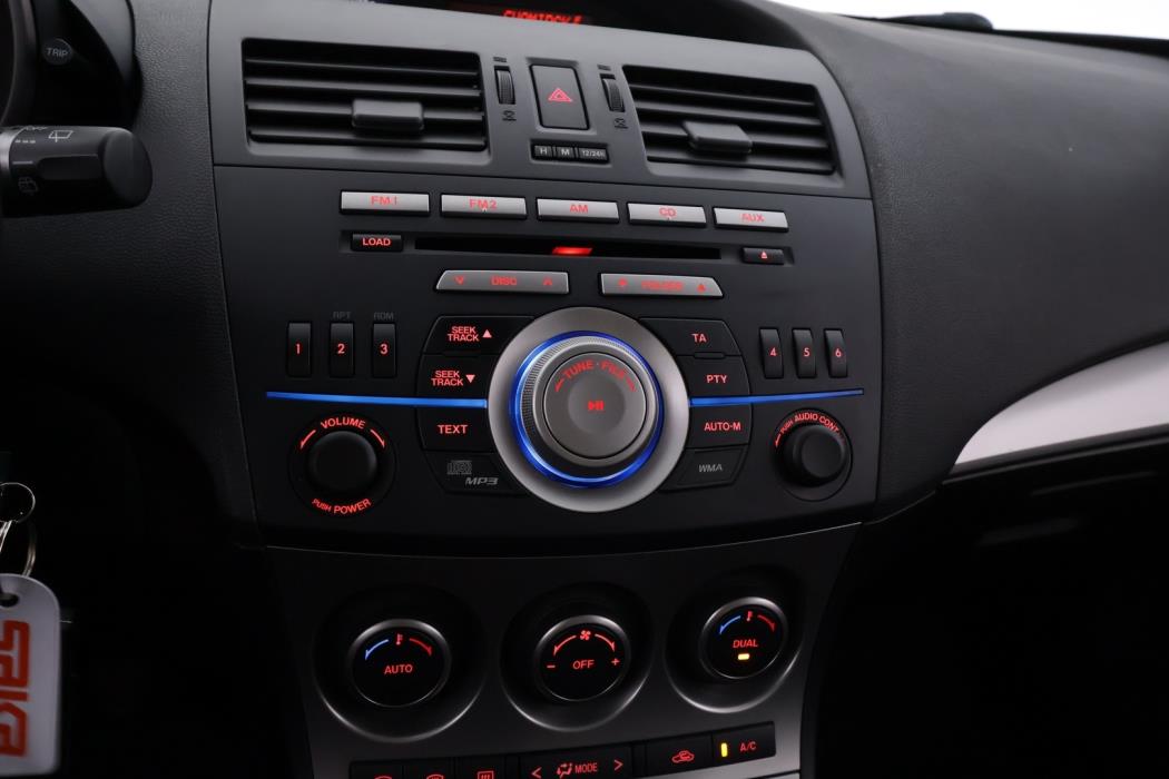 MAZDA 3 2009
