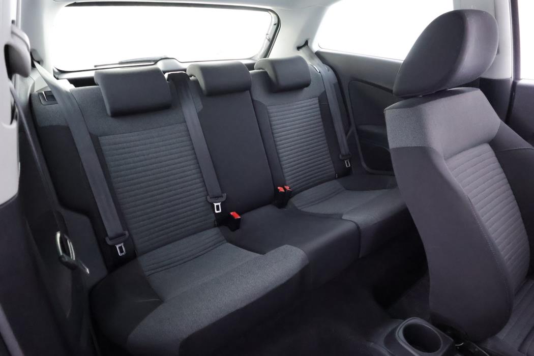 VOLKSWAGEN Polo 2010