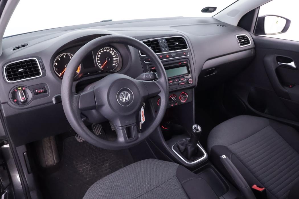 VOLKSWAGEN Polo 2010