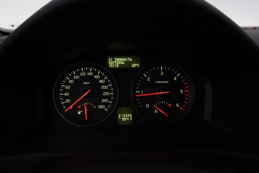 VOLVO V50 2011