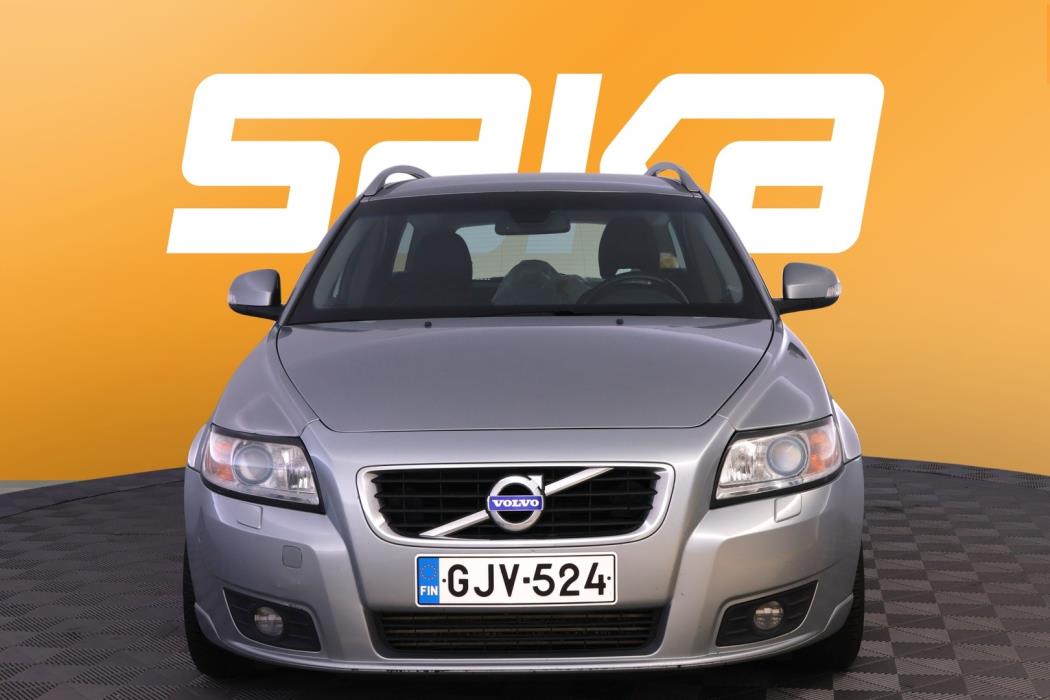 VOLVO V50 2011