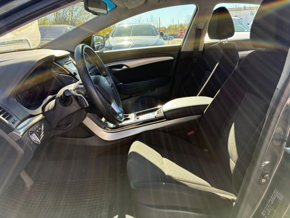 HYUNDAI i40 2012