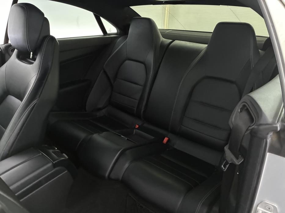 MERCEDES-BENZ E 2010