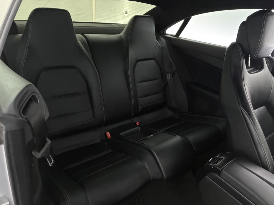 MERCEDES-BENZ E 2010