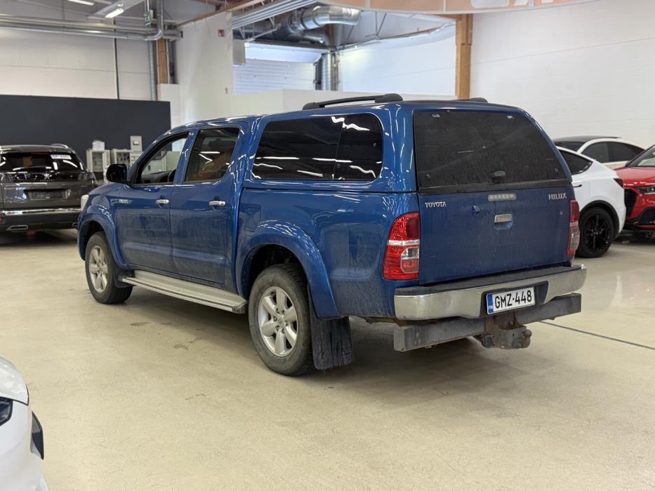 TOYOTA Hilux 2012