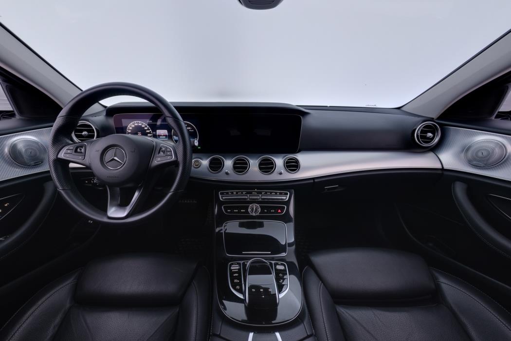 MERCEDES-BENZ E 2018