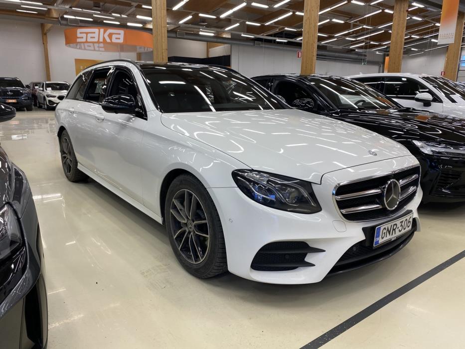 MERCEDES-BENZ E 2017