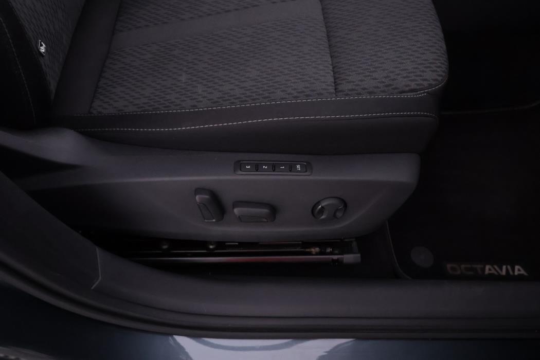 SKODA Octavia 2022