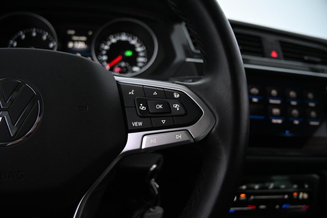 VOLKSWAGEN Tiguan 2021