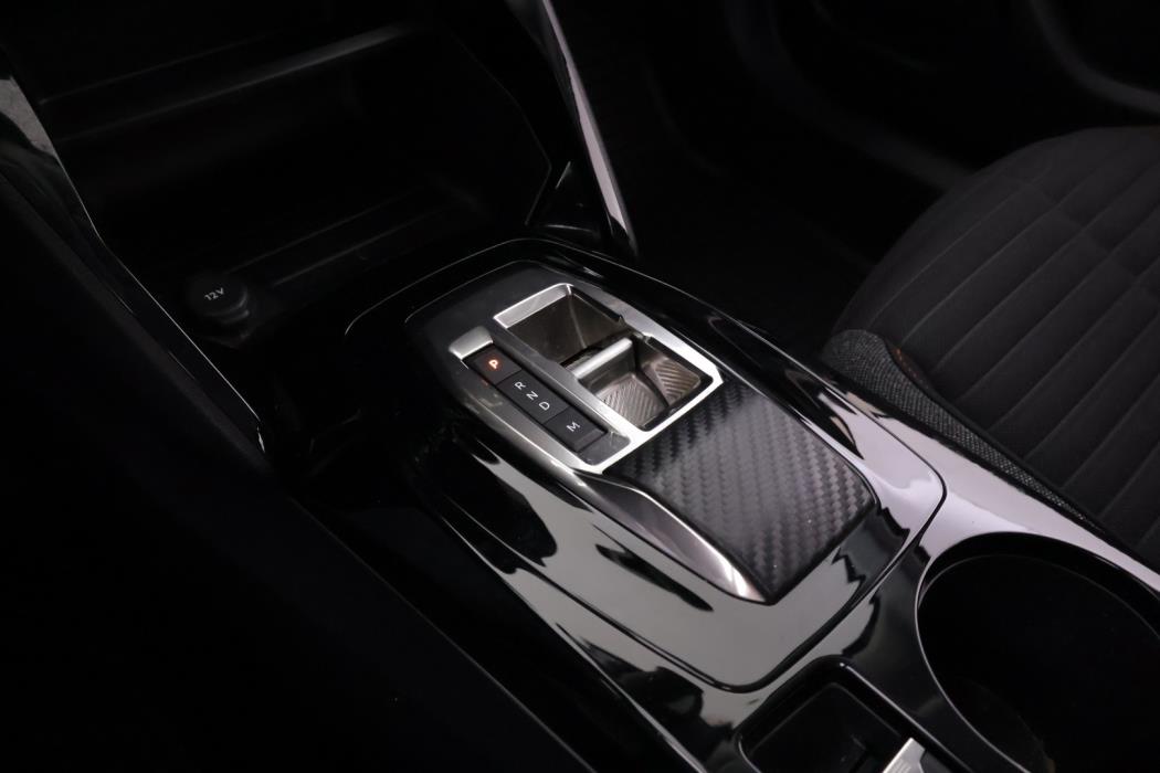 PEUGEOT 2008 2022