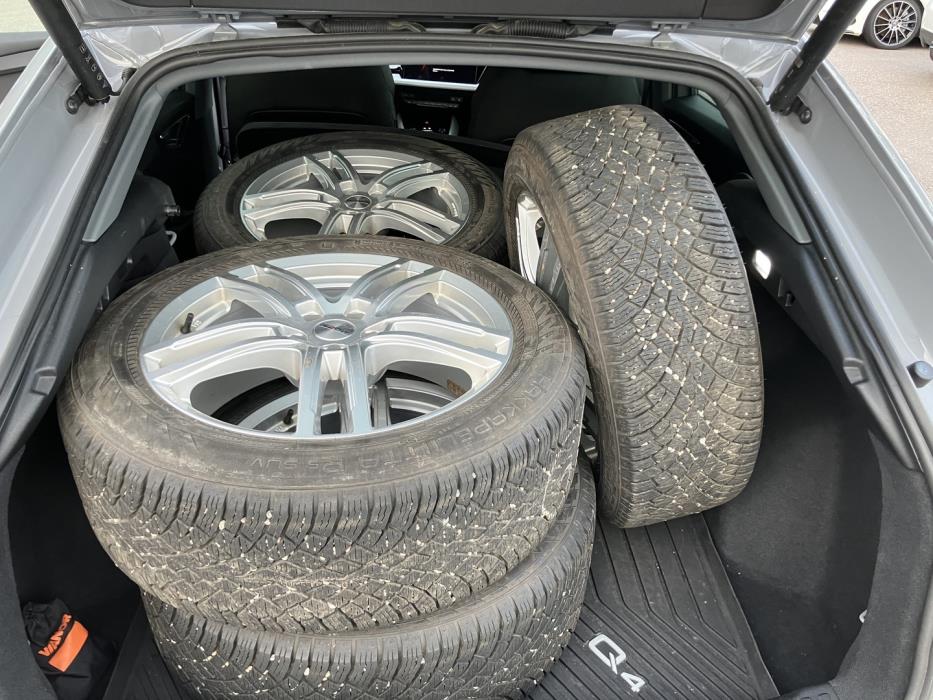AUDI Q4 e-tron 2023