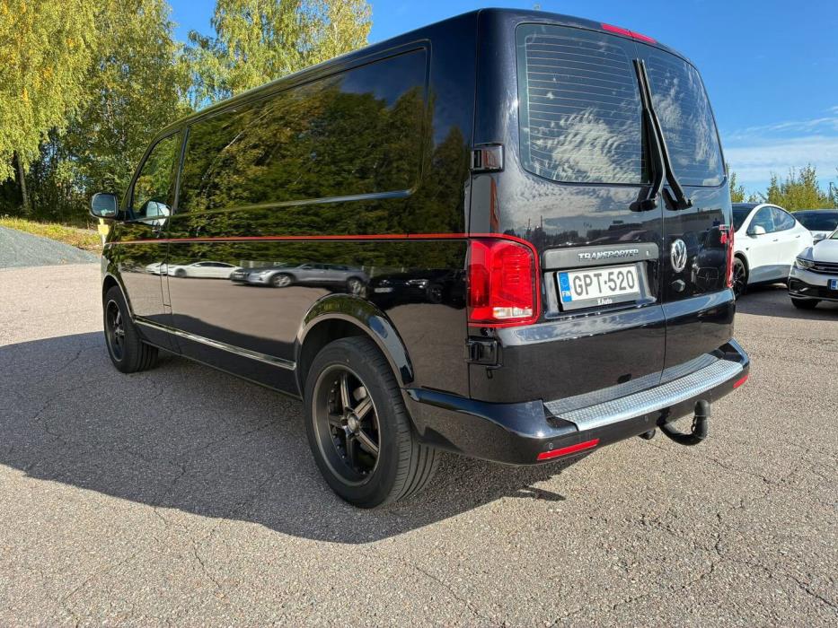 VOLKSWAGEN Transporter 2024
