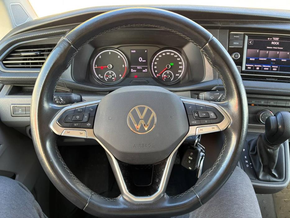 VOLKSWAGEN Transporter 2024