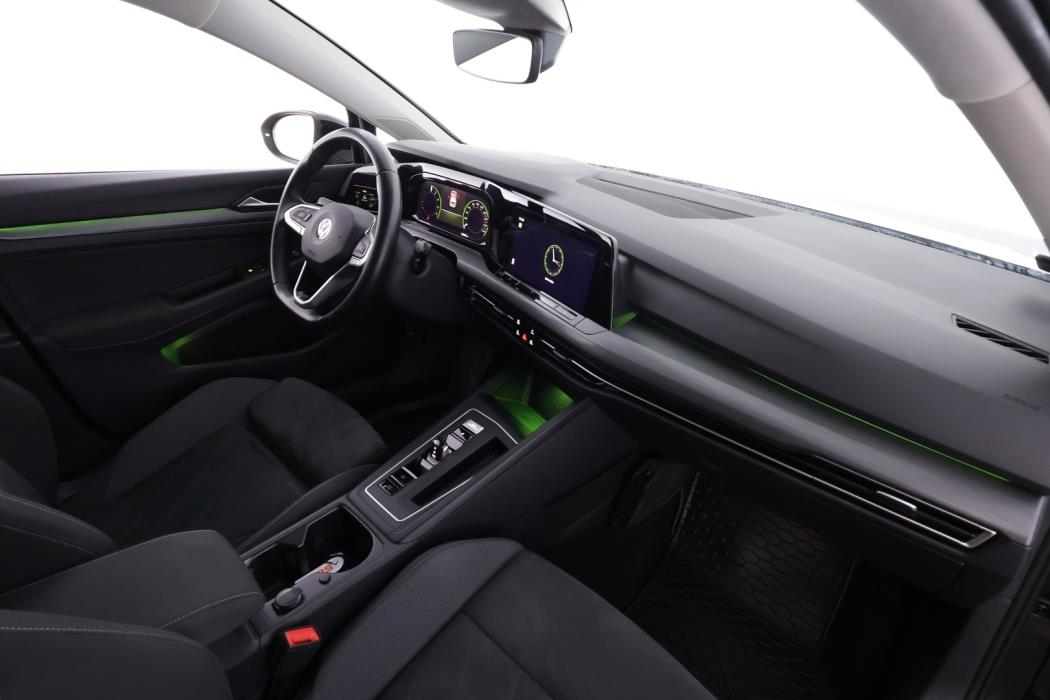 VOLKSWAGEN Golf 2021