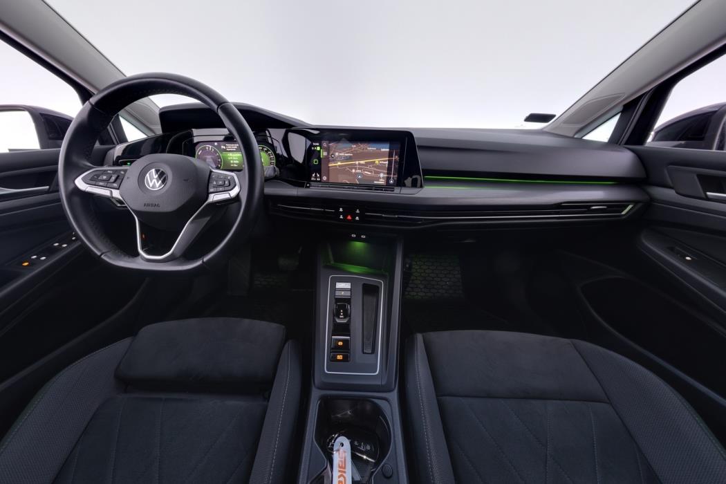 VOLKSWAGEN Golf 2021