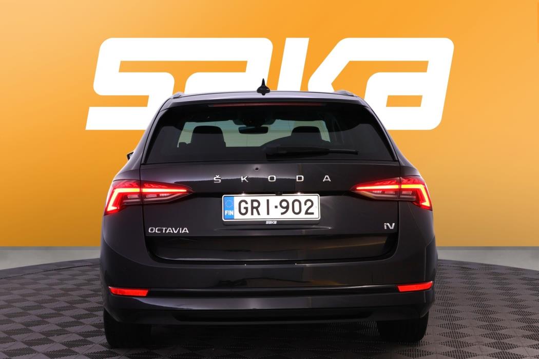 SKODA Octavia 2021
