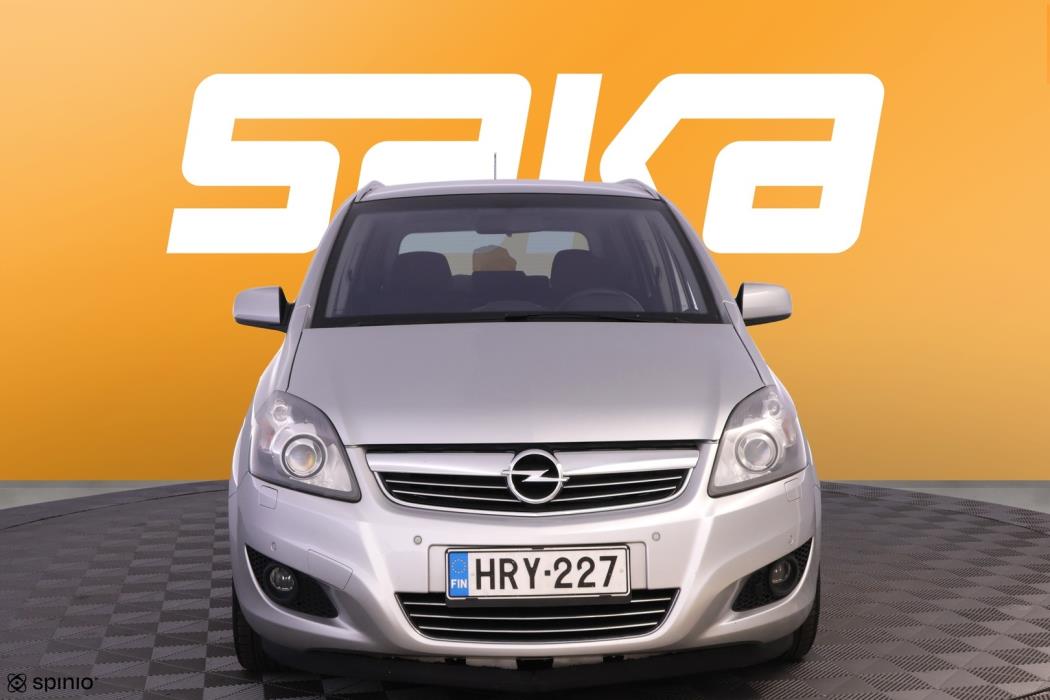 OPEL Zafira 2011