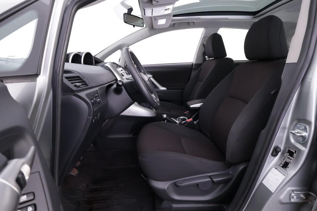 TOYOTA Verso 2011