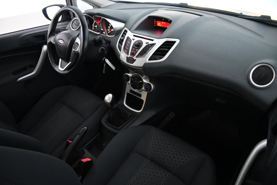 FORD Fiesta 2011